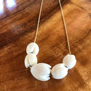 Vintage pikake necklace, 18 inches